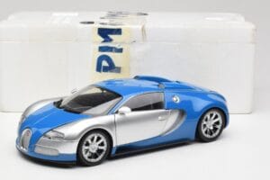 Bugatti Veyron Edition Centenaire Chrome Blue Minichamps 1:18 100110850-O Metal - imaginea 7 din 7