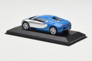 Bugatti Veyron Centenaire Albastru Metalic Argintiu Minichamps 1:43 400110850 Metal - imaginea 3 din 4