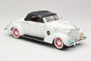 Buick Century Cabriolet Alb Signature Models 1:18 18131 Metal - imaginea 4 din 6