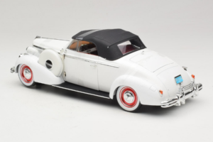 Buick Century Cabriolet Alb Signature Models 1:18 18131 Metal - imaginea 5 din 6