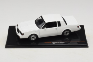 Buick Grand National Alb IXO 1:43 CLC576N Metal