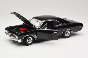 Buick GS 400 Negru American Muscle 1:18 33086 Metal - imaginea 2 din 8