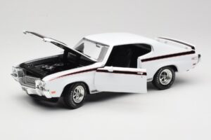 Buick GSX Alb American Muscle 1:18 AMM1322/06 Metal - imaginea 2 din 8