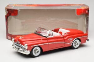 Buick Skylark Cabriolet Roșu Motormax 1:18 73129 Metal - imaginea 8 din 8