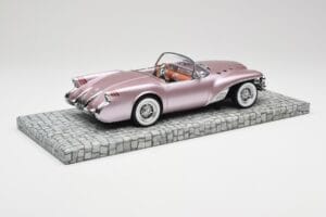 Buick Wildcat II Concept Salmon Metallic Minichamps 1:18 107141221 Rășină - imaginea 2 din 6