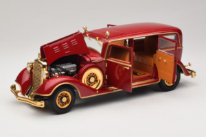 Cadillac Deluxe Tudor Limuzină de Stat Puyi Ultimul Împărat al Chinei Sun Star 1:18 4100 Metal - imaginea 2 din 9