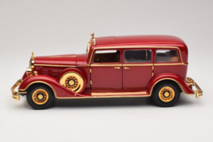 Cadillac Deluxe Tudor Limuzină de Stat Puyi Ultimul Împărat al Chinei Sun Star 1:18 4100 Metal - imaginea 4 din 9