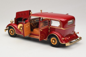 Cadillac Deluxe Tudor Limuzină de Stat Puyi Ultimul Împărat al Chinei Sun Star 1:18 4100 Metal - imaginea 5 din 9