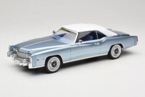 Cadillac Eldorado Cabriolet Albastru MCG 1:18 MCG18472 Metal - imaginea 2 din 7