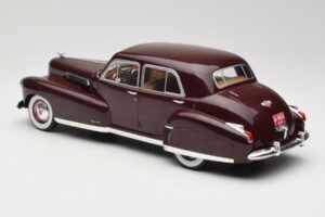 Cadillac Fleetwood 60 Special Sedan Roșu MCG 1:18 MCG18071 Metal - imaginea 5 din 6