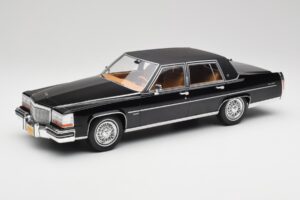Cadillac Fleetwood Brougham Negru MCG 1:18 MCG18250 Metal