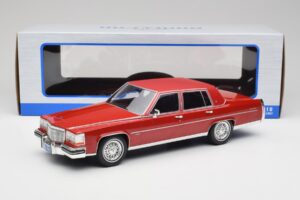 Cadillac Fleetwood Brougham Roșu Închis Metalic MCG 1:18 MCG18251 Metal - imaginea 6 din 6