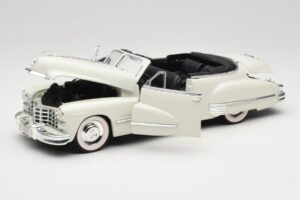 Cadillac Series 62 Cabriolet Alb Anson 1:18 30335 Metal - imaginea 2 din 8