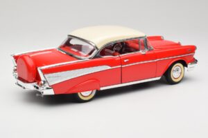 Chevrolet Bel Air Matador Roșu & India Fildeș Road Legends 1:18 92109 Metal - imaginea 3 din 8