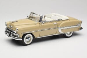 Chevrolet Bel Air Cabriolet Crem Sun Star 1:18 1623 Metal