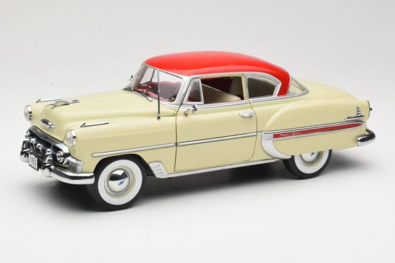Chevrolet Bel Air Bej Sun Star 1:18 1600 Metal