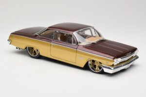 Chevrolet Bel Air Auriu & Maro Maisto 1:18 31064 Metal - imaginea 6 din 8