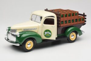 Chevrolet Brasseur Perrier Delivery Van Verde Solido 1:18 203243 Metal - imaginea 2 din 8