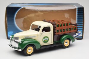 Chevrolet Brasseur Perrier Delivery Van Verde Solido 1:18 203243 Metal - imaginea 8 din 8