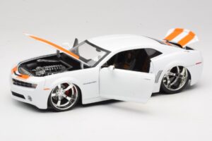 Chevrolet Camaro Concept Tuned Alb Jada 1:18 63014 Metal - imaginea 2 din 8