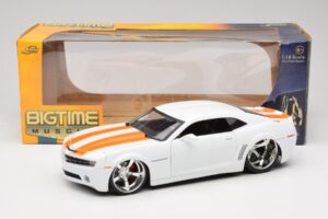 Chevrolet Camaro Concept Tuned Alb Jada 1:18 63014 Metal - imaginea 8 din 8
