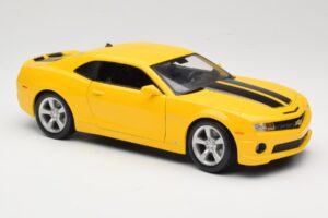 Chevrolet Camaro SS RS Galben Maisto 1:18 31173 Metal - imaginea 6 din 8