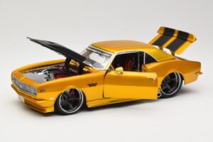 Chevrolet Camaro Z/28 Auriu Maisto 1:18 31066 Metal - imaginea 2 din 8