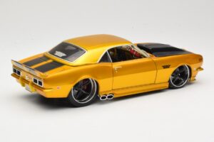 Chevrolet Camaro Z/28 Auriu Maisto 1:18 31066 Metal - imaginea 3 din 8
