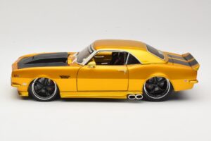 Chevrolet Camaro Z/28 Auriu Maisto 1:18 31066 Metal - imaginea 4 din 8