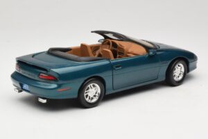 Chevrolet Camaro Z28 Cabriolet Verde American Muscle 1:18 7231D0 Metal - imaginea 3 din 8