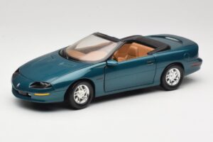 Chevrolet Camaro Z28 Cabriolet Verde American Muscle 1:18 7231D0 Metal