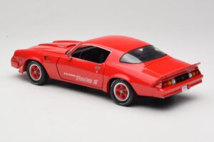Chevrolet Camaro Z28 Yenko Turbo Z Roșu GreenLight 1:18 12999 Metal - imaginea 7 din 8