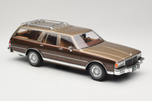 Chevrolet Caprice Estate Wagon Bej MCG 1:18 MCG18476 Metal - imaginea 4 din 6