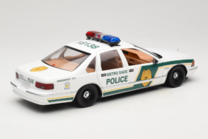 Chevrolet Caprice Metro Dade Poliție UT Models 1:18 21024 Metal - imaginea 3 din 8