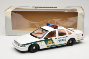 Chevrolet Caprice Metro Dade Poliție UT Models 1:18 21024 Metal - imaginea 8 din 8