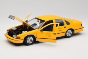 Chevrolet Caprice Taxi NYC UT Models 1:18 180142095-O1 Metal - imaginea 2 din 8