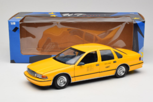 Chevrolet Caprice Taxi NYC UT Models 1:18 180142095-O1 Metal - imaginea 8 din 8