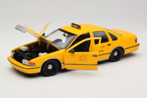 Chevrolet Caprice NYC Taxi UT Models 1:18 180142095 Metal - imaginea 2 din 8