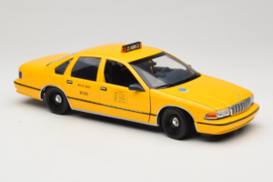 Chevrolet Caprice NYC Taxi UT Models 1:18 180142095 Metal - imaginea 6 din 8