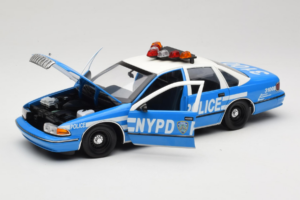 Chevrolet Caprice New York Poliție UT Models 1:18 180142097 Metal - imaginea 2 din 8