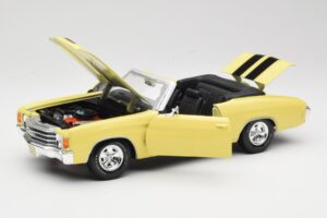 Chevrolet Chevelle SS 454 Galben Maisto 1:18 531890 Metal - imaginea 2 din 8