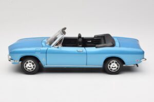 Chevrolet Corvair Monza Cabriolet Albastru Road Signature 1:18 92498 Metal - imaginea 4 din 8