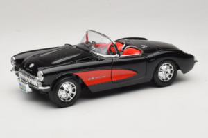 Chevrolet Corvette C1 Negru & Roșu Bburago 1:18 3034-M1 Metal