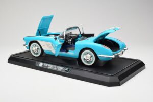 Chevrolet Corvette C1 Hard Top Albastru Solido 1:12 1202-M1 Metal - imaginea 5 din 8