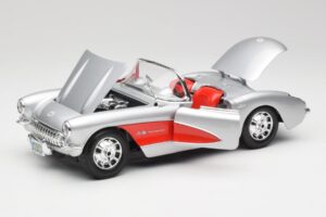 Chevrolet Corvette C1 Argintiu & Roșu Bburago 1:18 3024-M1 Metal - imaginea 2 din 8