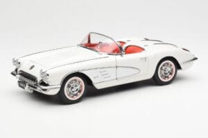 Chevrolet Corvette C1 Spider Hard Top Snowcrest Alb AUTOart 1:18 71147 Metal