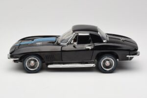 Chevrolet Corvette C2 Negru American Muscle 1:18 AMM1099/06 Metal - imaginea 4 din 8