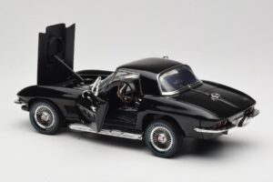 Chevrolet Corvette C2 Negru American Muscle 1:18 AMM1099/06 Metal - imaginea 5 din 8