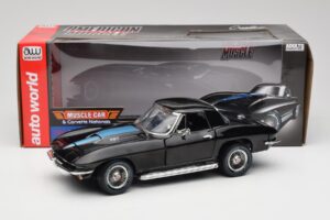Chevrolet Corvette C2 Negru American Muscle 1:18 AMM1099/06 Metal - imaginea 8 din 8