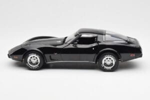 Chevrolet Corvette C3 Negru UT Models 1:18 21071 Metal - imaginea 4 din 8